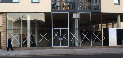Reliable glass shop fronts